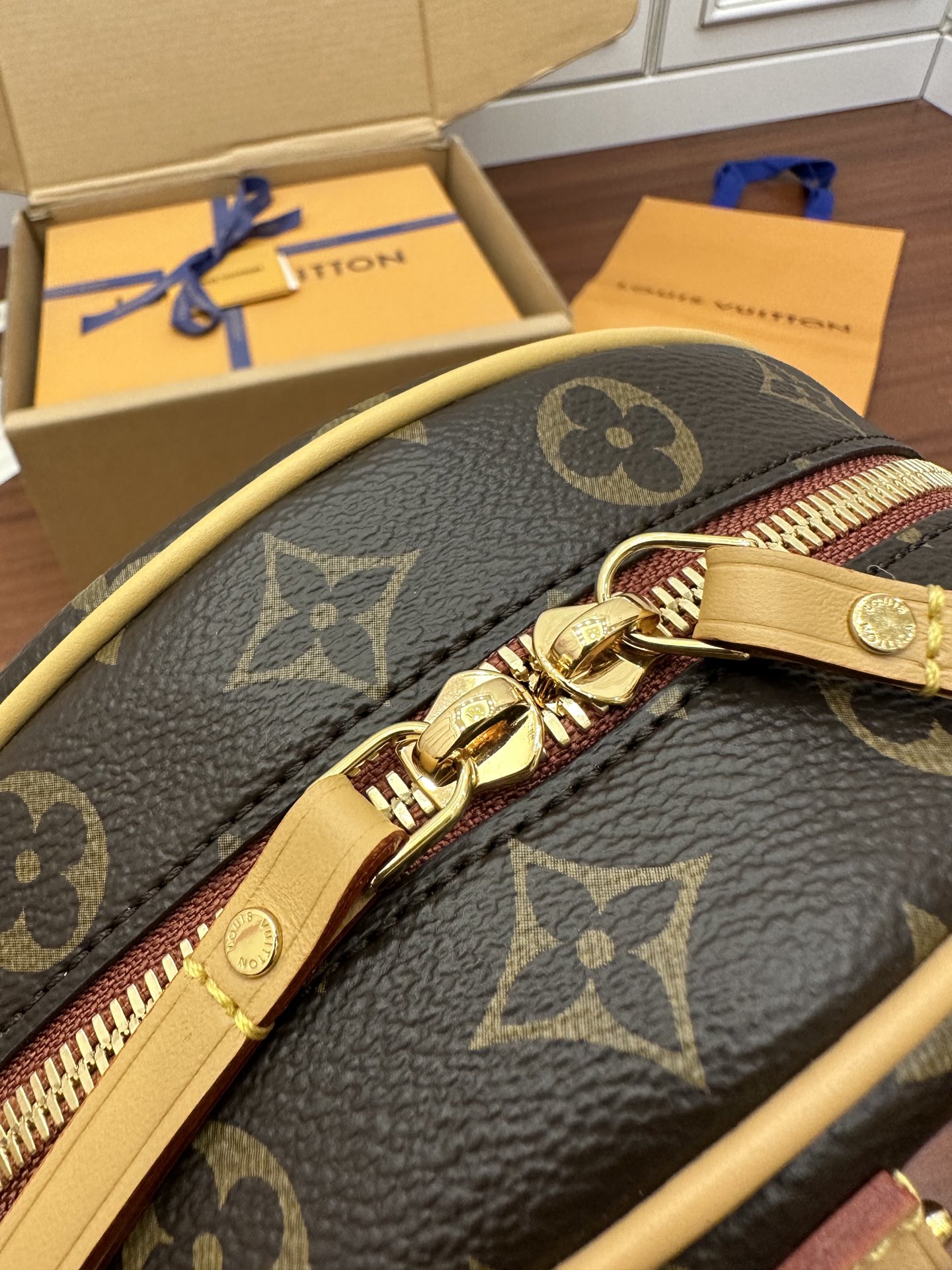 LV Round Bags